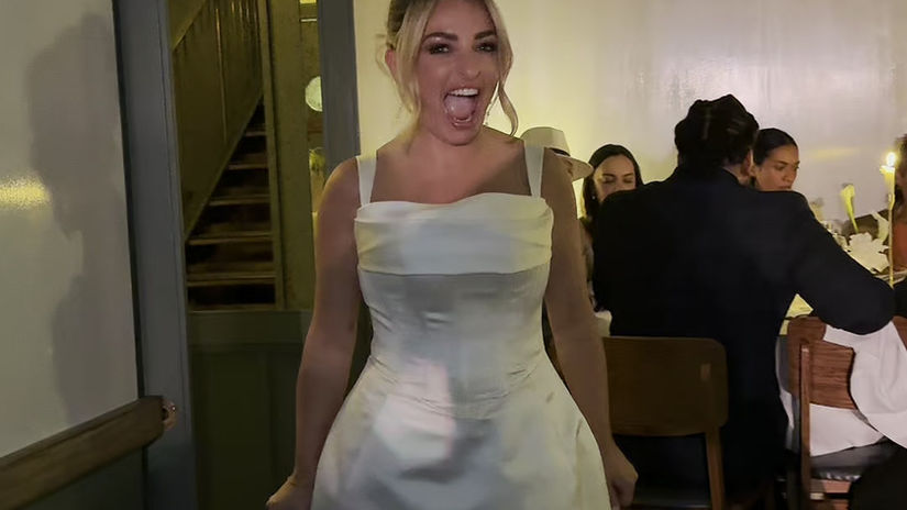 Dress Change!